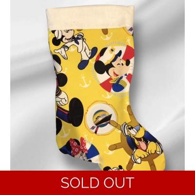 £3 xmas Fully Lined for a premium feel and lasting durability   Bright Design with the iconic mickey